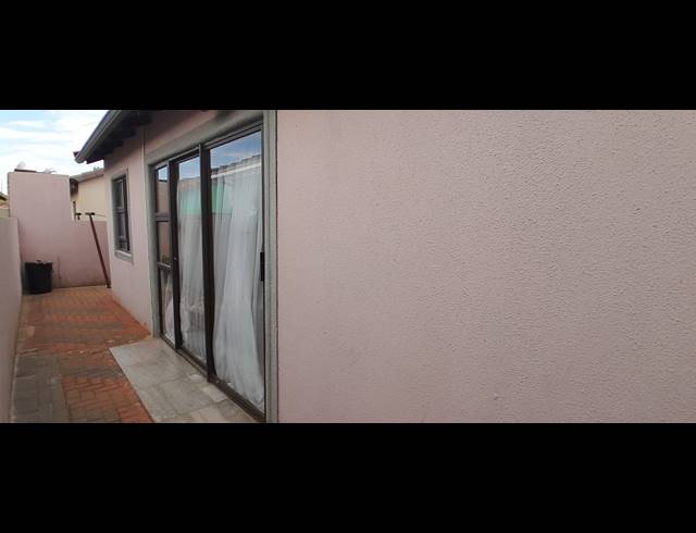 3 BEDROOM HOUSE FOR SALE IN WINDMILL PARK